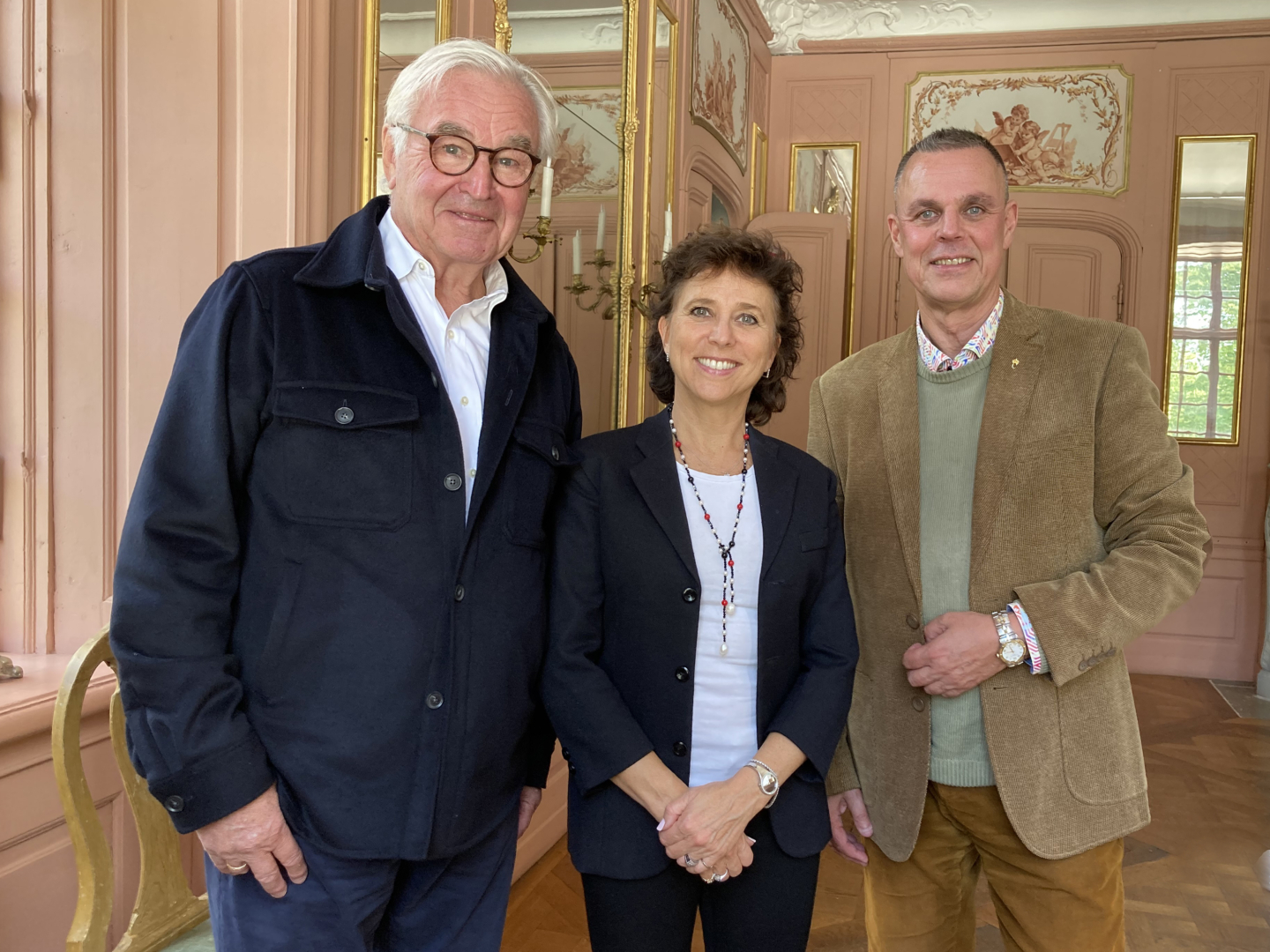 Efter sommarens framgångar, som var Fredrik Forslunds sista säsong med teatern, har stiftelsen Ulriksdals Slottsteater fattat beslut om fortsatt engagemang för Madeleine Onne som VD/Teaterchef.